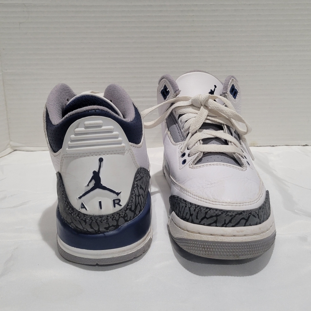 Air Jordan 3 Retro 2023 Midnight Navy 5.5 Youth Sneakers - Picture 4 of 16